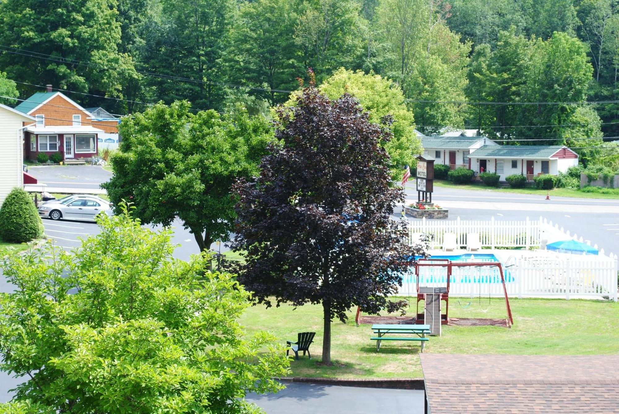 Fran Cove Motel Lake George Eksteriør billede