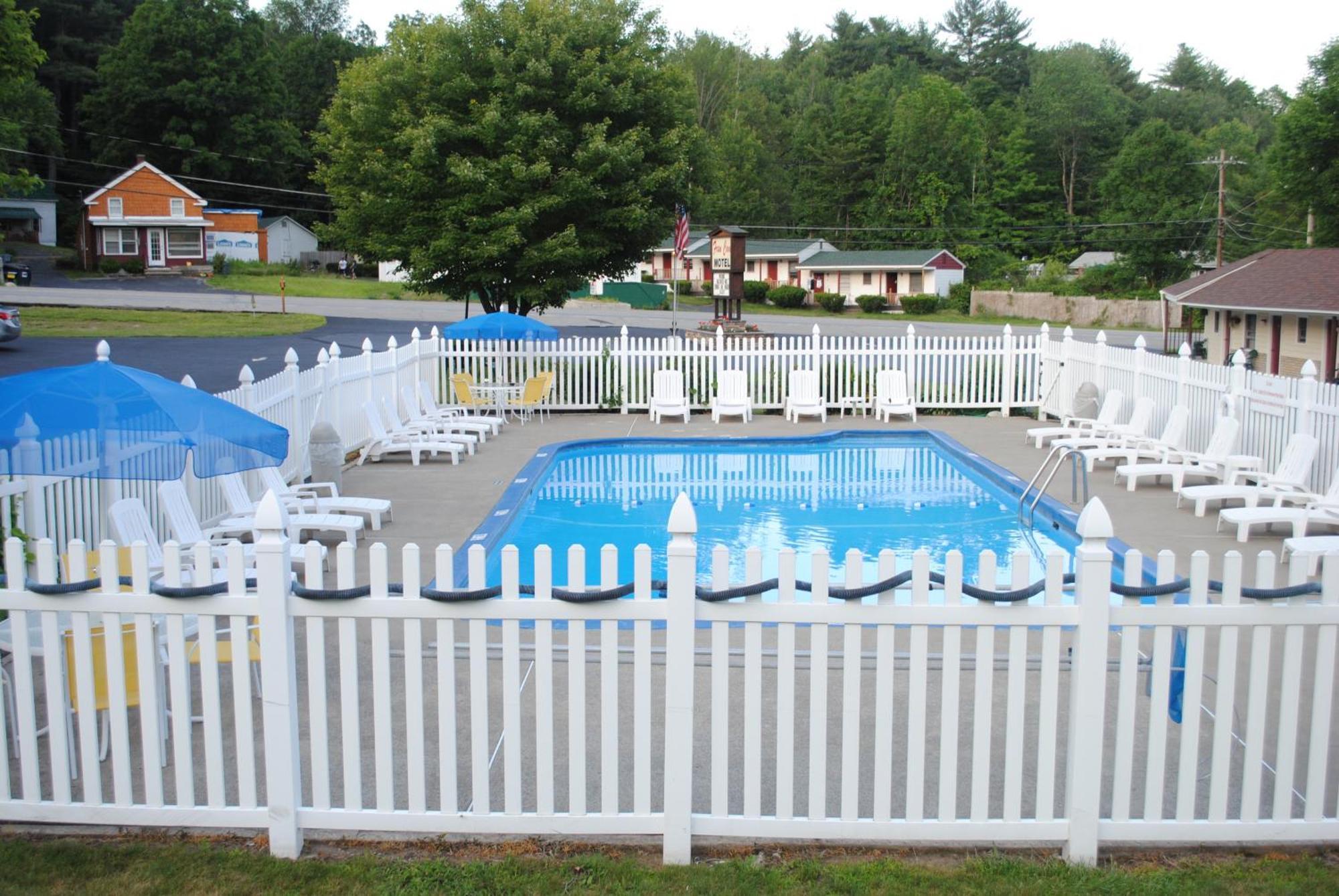 Fran Cove Motel Lake George Eksteriør billede
