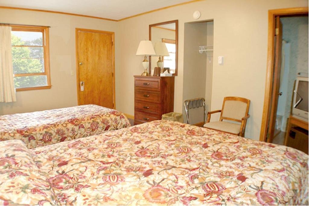 Fran Cove Motel Lake George Værelse billede