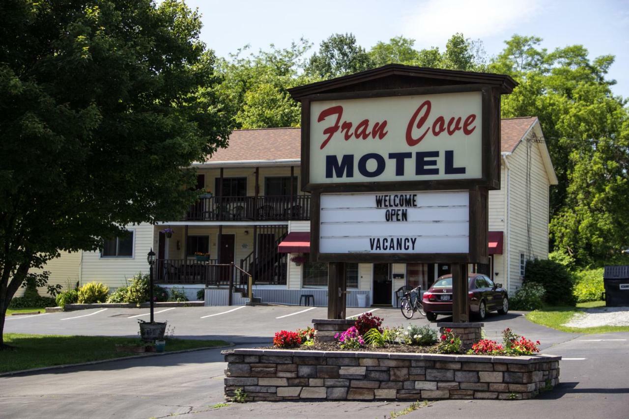 Fran Cove Motel Lake George Eksteriør billede
