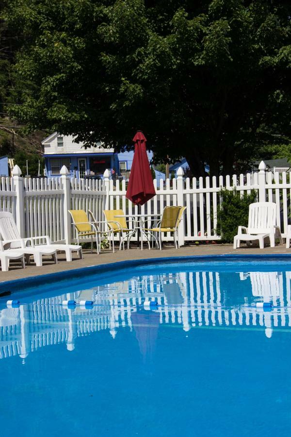 Fran Cove Motel Lake George Eksteriør billede