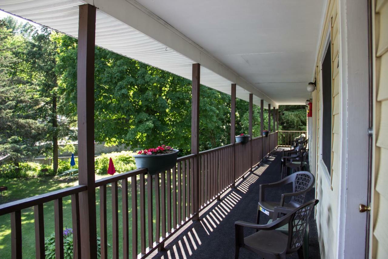 Fran Cove Motel Lake George Eksteriør billede