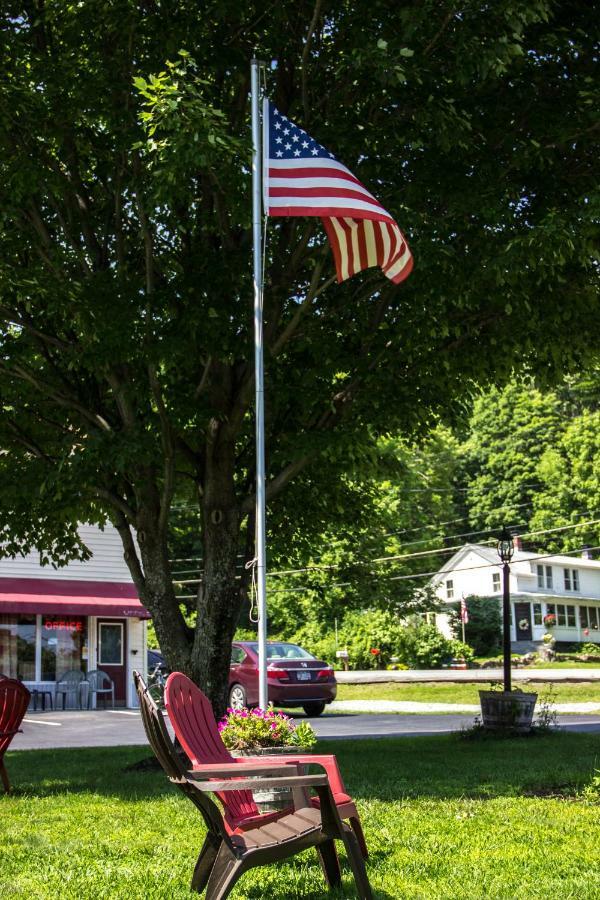 Fran Cove Motel Lake George Eksteriør billede